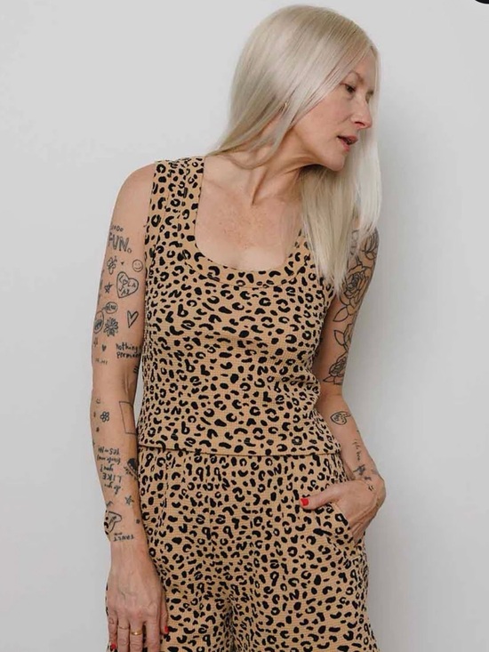 Noble Tops - Noble waffle tank in Leopard